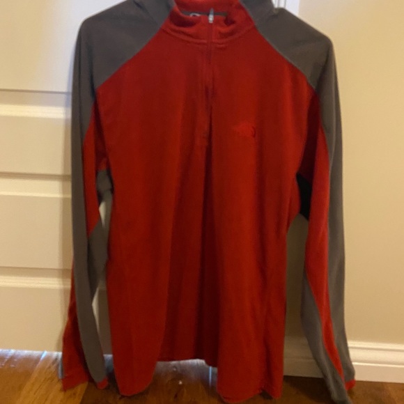 North face pullover - Picture 1 of 3